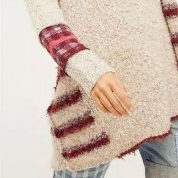 NWOT! Free People Cloud Oversized Sweater Size XS. - Picture 2 of 9